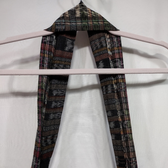 SOLD Women's Southwestern Floral Embroidery Boho Crossbody Bag - Picture 5 of 8